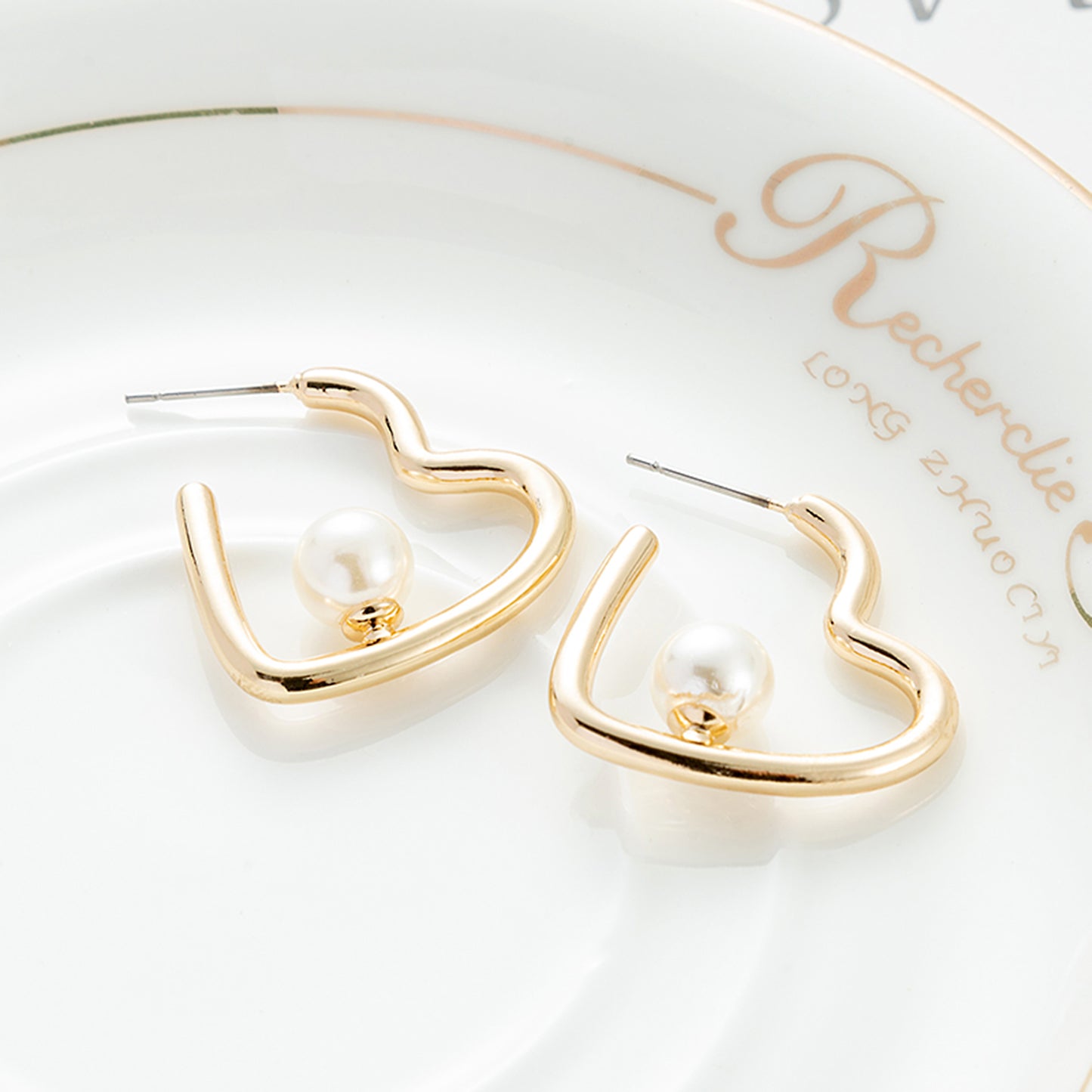 1 Pair Simple Style Heart Shape Plating Inlay Copper Pearl 18k Gold Plated Ear Studs