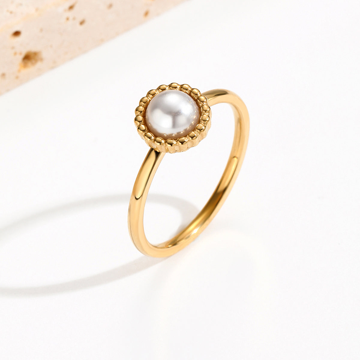 Elegant Round Stainless Steel Inlay Artificial Pearls 14k Gold Plated Rings