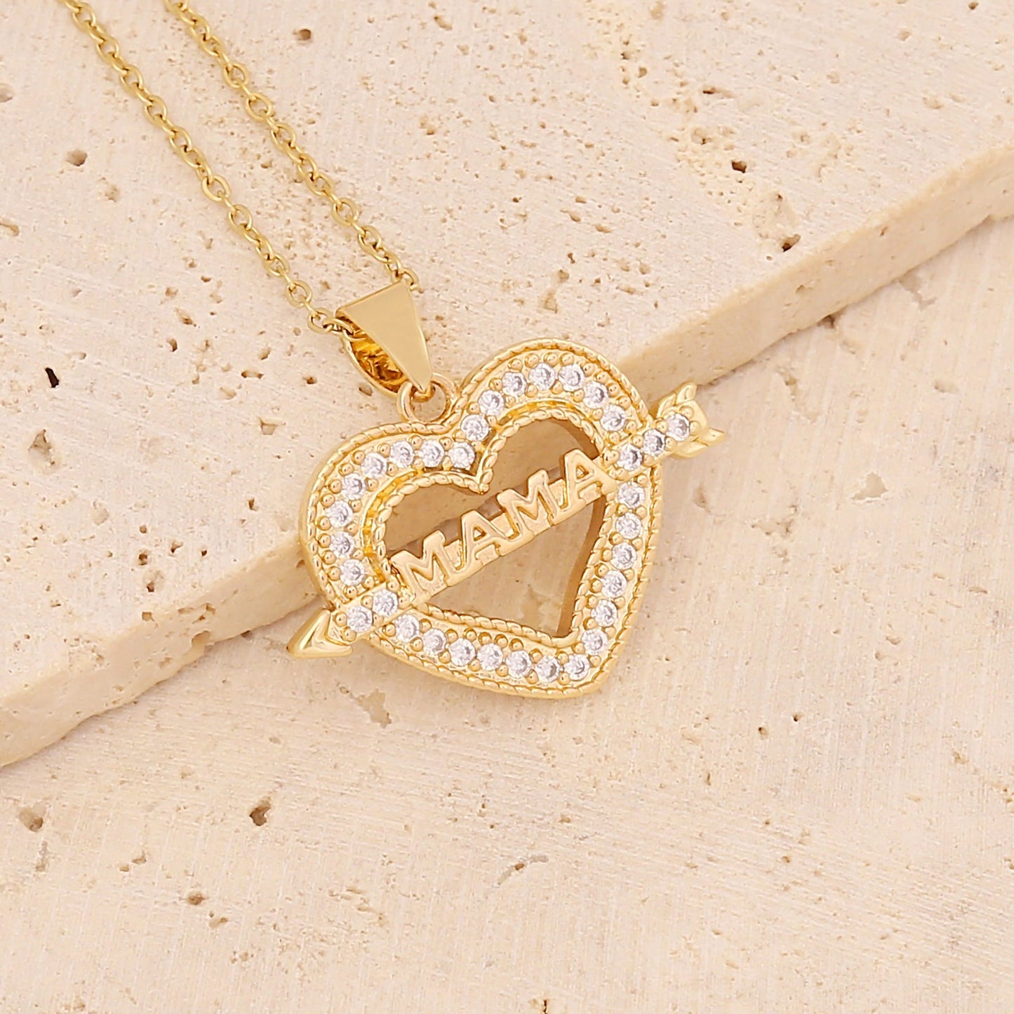 Wholesale Casual Mama Letter Heart Shape Stainless Steel Rhinestone 18k Gold Plated Zircon Pendant Necklace