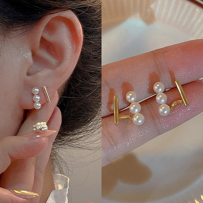 Fashion Heart Shape Flower Copper Beaded Plating Inlay Pearl Zircon Earrings Ear Studs 1 Pair