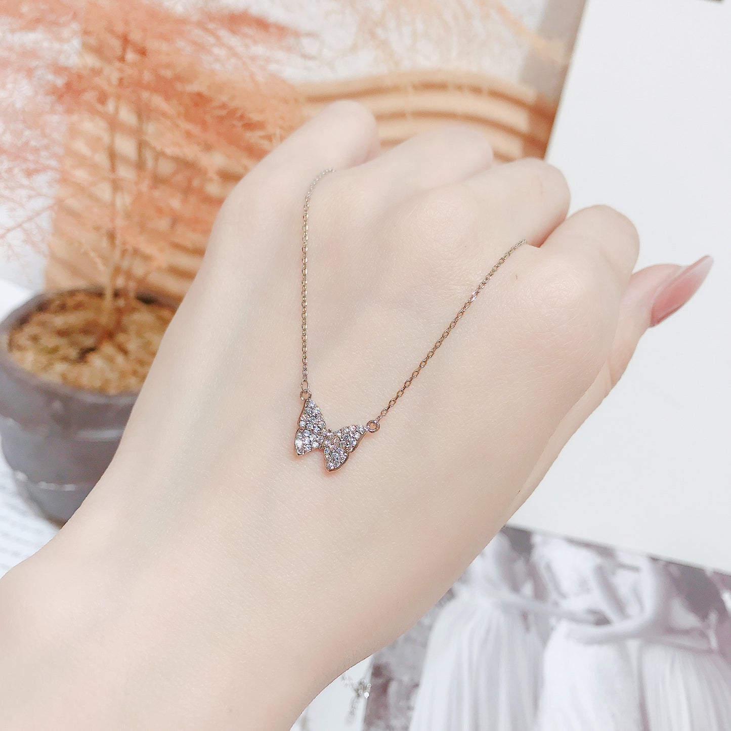 Simple Style Butterfly Copper Inlay Zircon Necklace