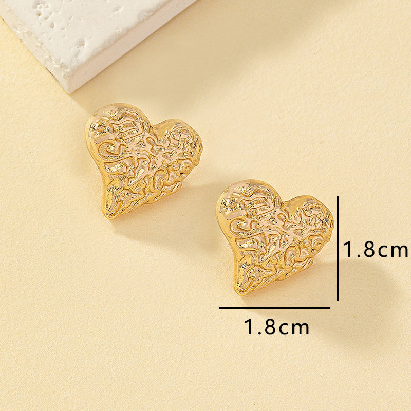 Ins Style Retro Heart Shape Alloy Plating Women's Ear Studs