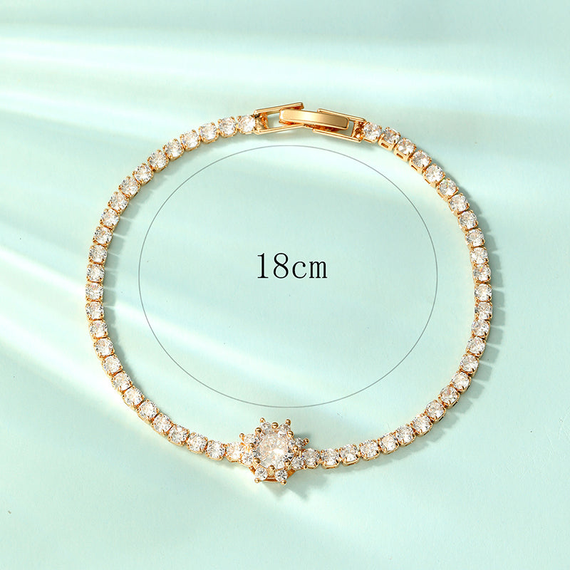 Glam Simple Style Shiny Flower Copper 18k Gold Plated Zircon Bracelets In Bulk