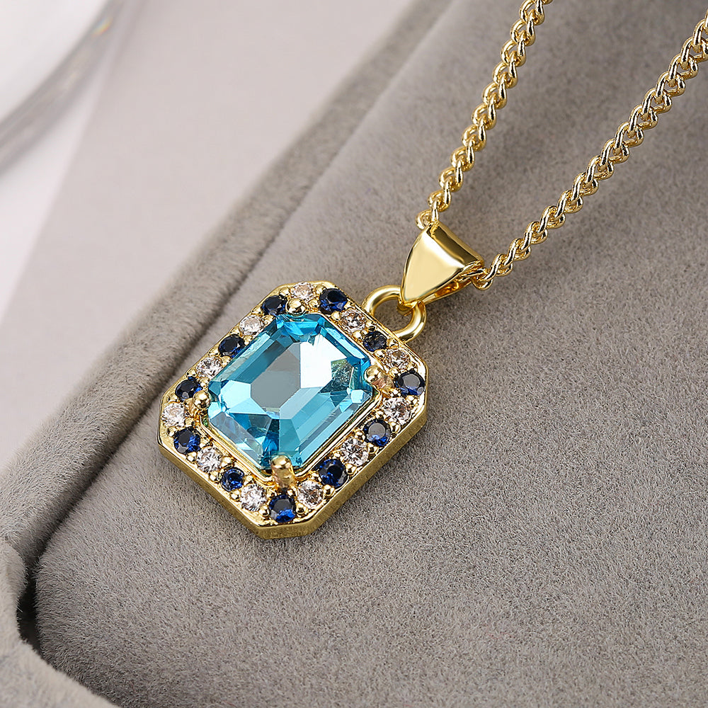 Elegant Luxurious Square Copper 18k Gold Plated Zircon Pendant Necklace In Bulk