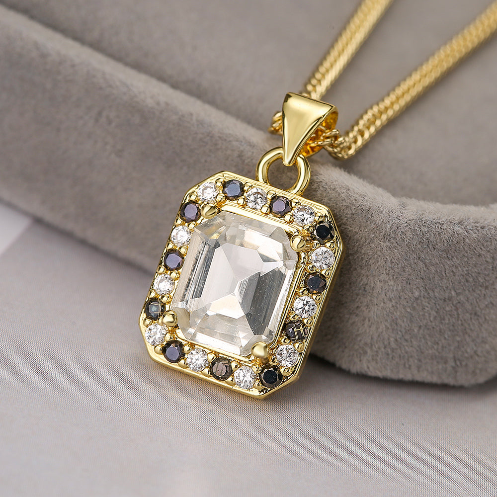 Elegant Luxurious Square Copper 18k Gold Plated Zircon Pendant Necklace In Bulk