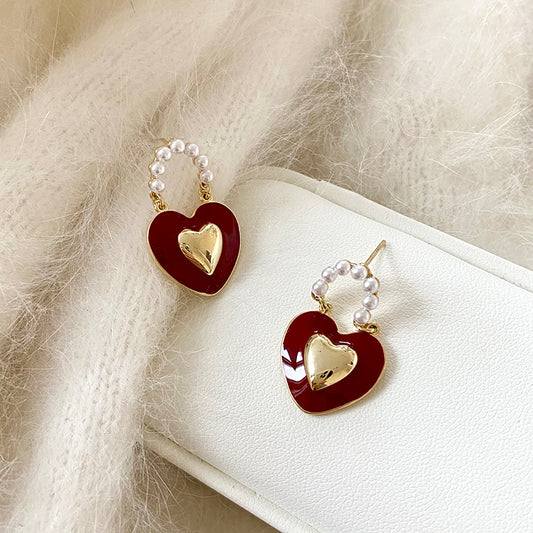 Elegant Sweet Heart Shape Chain Alloy Enamel Hollow Out Inlay Pearl Women's Drop Earrings