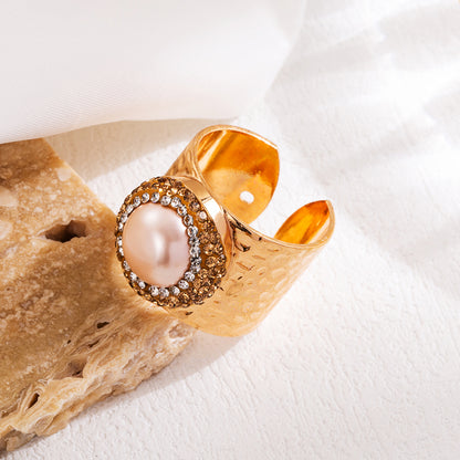 Retro Cool Style Oval Copper Plating Inlay Natural Stone Shell Pearls Zircon Gold Plated Wide Band Ring