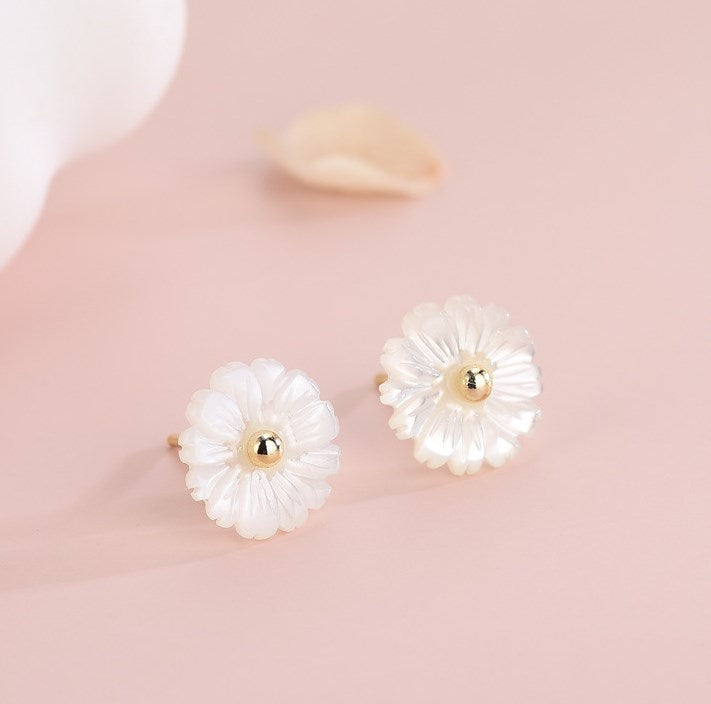 1 Pair Sweet Flower Sterling Silver Ear Studs