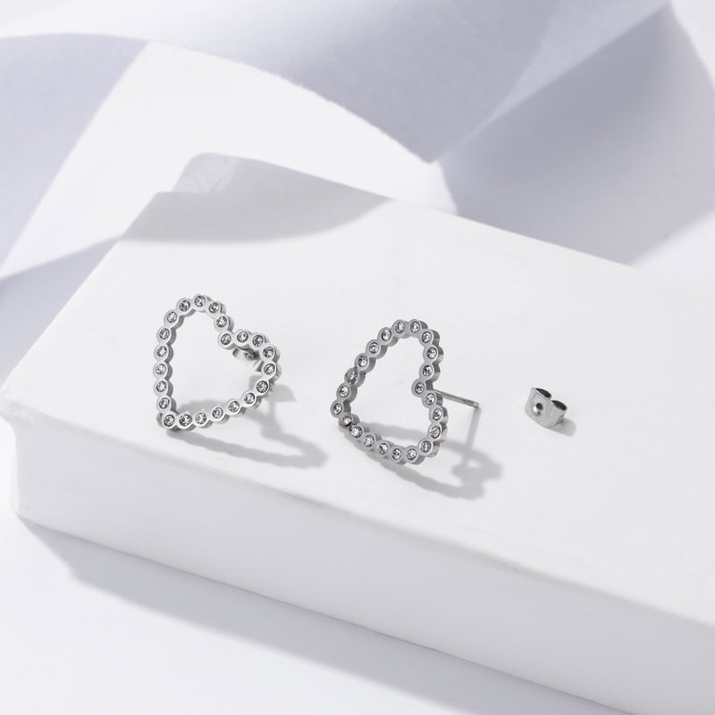 Modern Style Devil's Eye Heart Shape Snake Stainless Steel Inlay Zircon Ear Studs