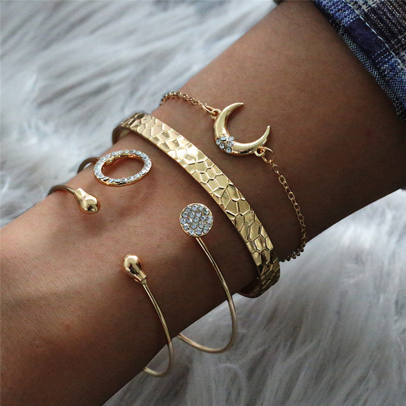 Vintage Style Punk Simple Style Moon Leaves Arrow Stainless Steel Alloy Plating Inlay Artificial Diamond Rhinestones Gold Plated Silver Plated Bracelets Bangle