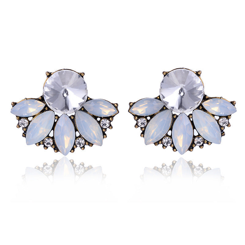 Luxurious Water Droplets Alloy Inlay Crystal Women's Ear Studs