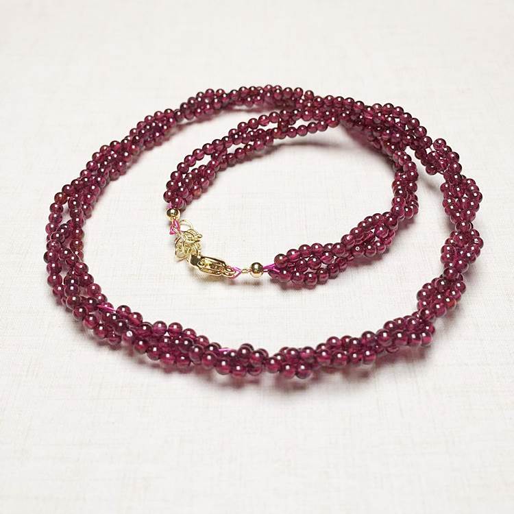 Simple Style Solid Color Austrian Crystal Beaded Necklace