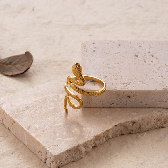 Ins Style Simple Style Solid Color Snake Stainless Steel Plating Hollow Out 18k Gold Plated Open Ring