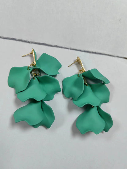 Sweet Simple Style Petal Arylic Stoving Varnish Women's Drop Earrings