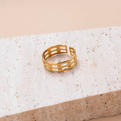 Retro Stripe Solid Color Stainless Steel Criss Cross Plating Hollow Out 18k Gold Plated Open Ring