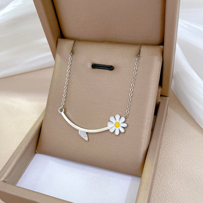 Cartoon Style Flower Titanium Steel Plating Gold Plated Pendant Necklace