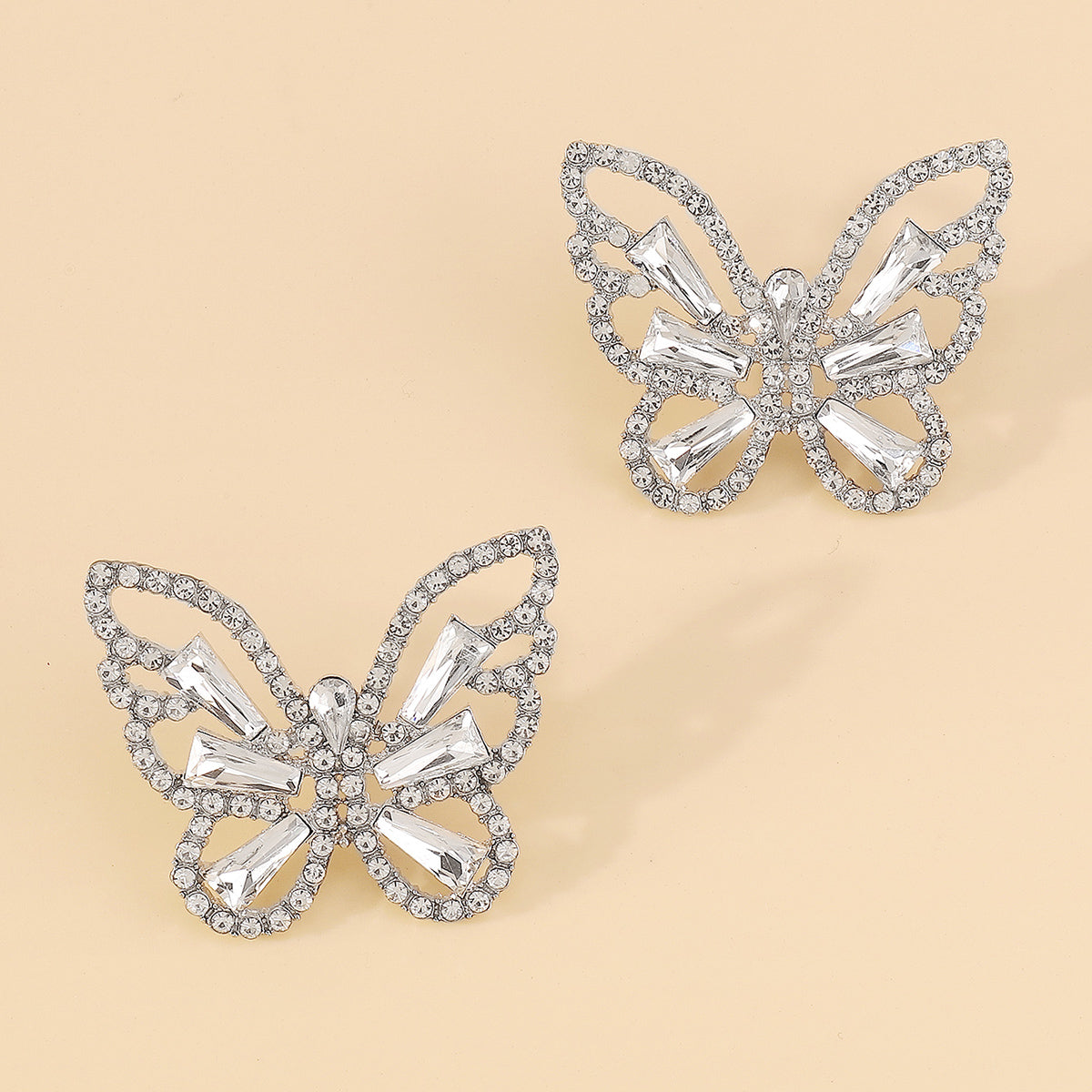 Elegant Glam Sweet Butterfly Alloy Inlay Rhinestones Women's Ear Studs