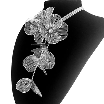 Elegant Luxurious Shiny Flower Alloy Plating Women's Long Necklace