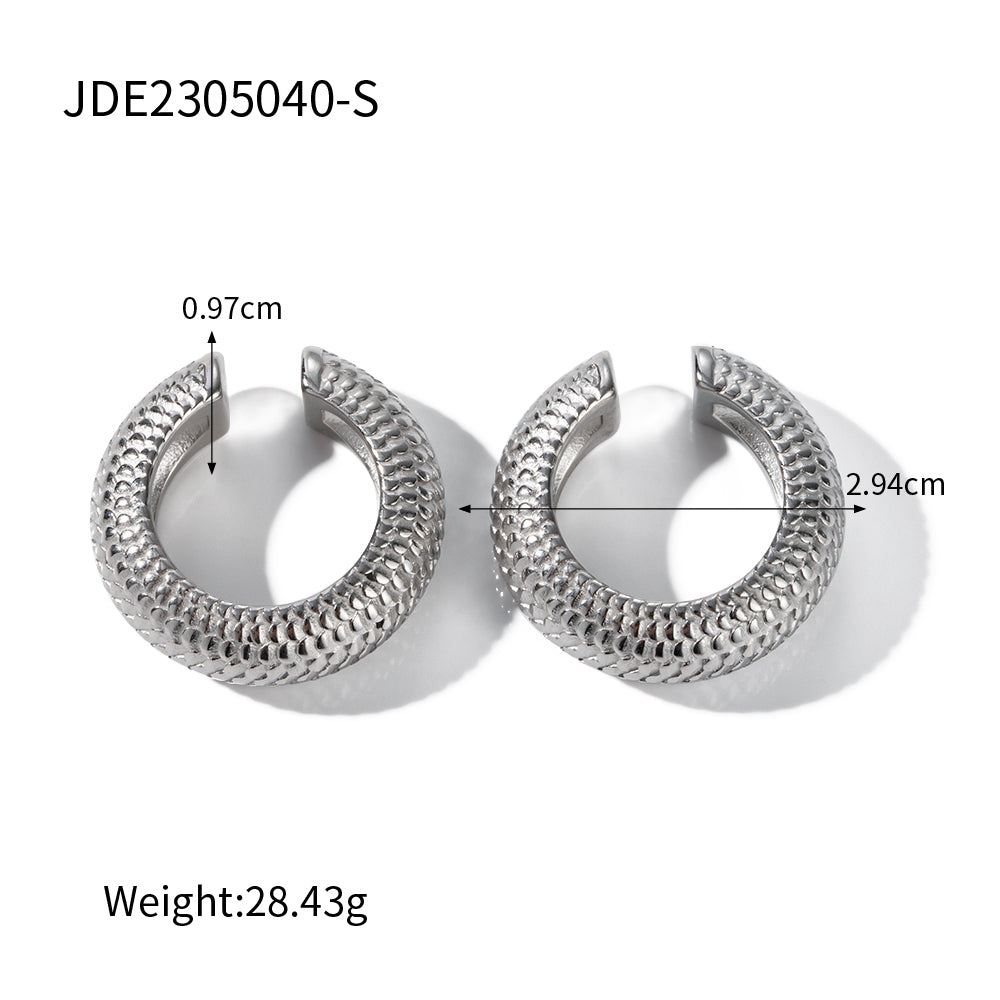 1 Pair Elegant Classic Style C Shape Fish Scale Plating Stainless Steel 18k Gold Plated Ear Clips