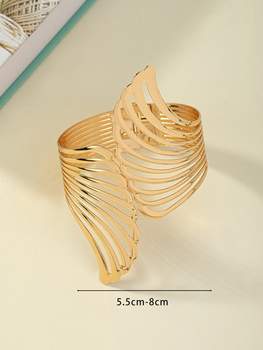 Elegant Wings Alloy Plating Gold Plated Women's Bangle