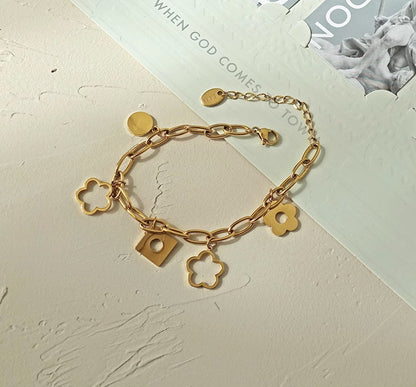 Simple Style Flower Gold Plated Titanium Steel Wholesale Anklet