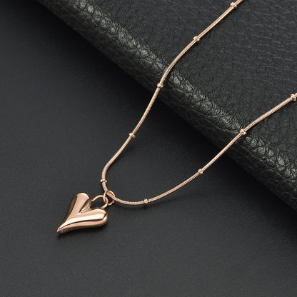 Elegant Sweet Heart Shape Titanium Steel Pendant Necklace