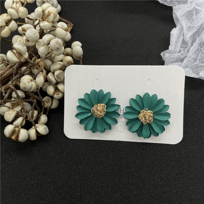 Cute Flower Alloy Plating Women'S Ear Studs