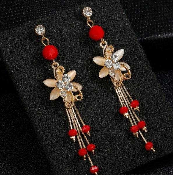 1 Pair Elegant Lady Geometric Heart Shape Tassel Plating Inlay Alloy Artificial Rhinestones Drop Earrings