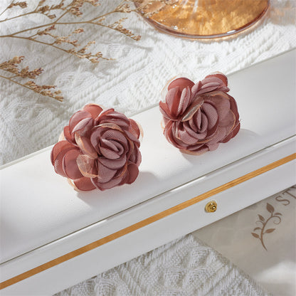 1 Pair Simple Style Commute Flower Irregular Three-dimensional Alloy Cloth Ear Studs