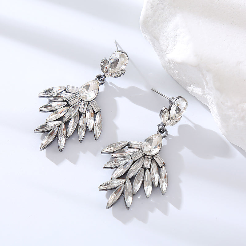 1 Pair Elegant Luxurious Leaves Inlay Alloy Rhinestones Drop Earrings