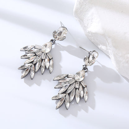 1 Pair Elegant Luxurious Leaves Inlay Alloy Rhinestones Drop Earrings