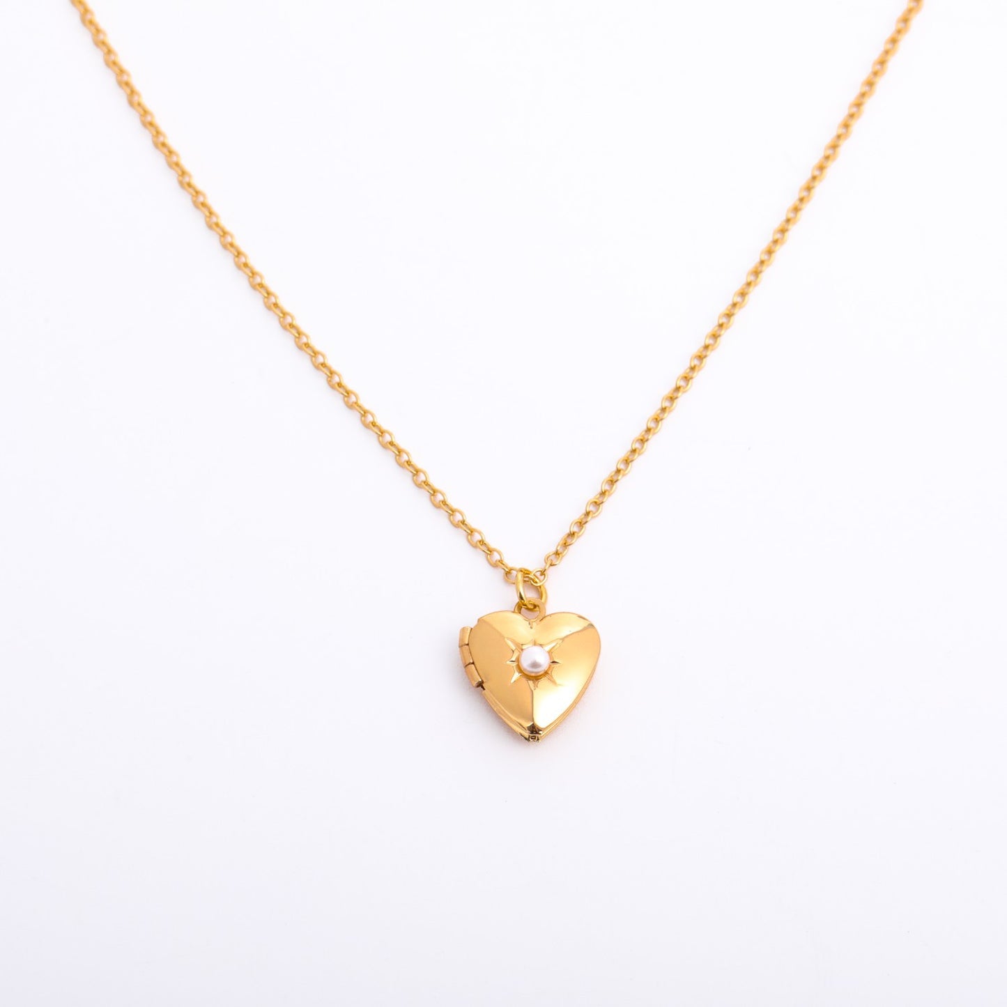 Simple Style Commute Heart Shape Copper 18k Gold Plated Zircon Pendant Necklace In Bulk