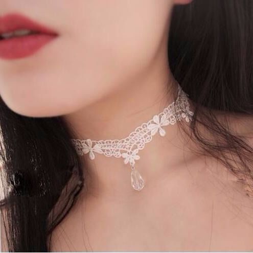 Vintage Style Oval Alloy Lace Chain Inlay Artificial Gemstones Women's Choker