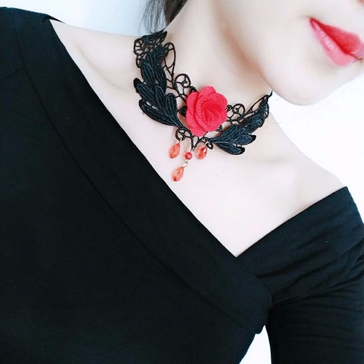 Vintage Style Oval Alloy Lace Chain Inlay Artificial Gemstones Women's Choker