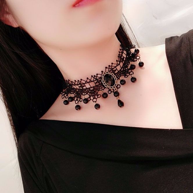 Vintage Style Oval Alloy Lace Chain Inlay Artificial Gemstones Women's Choker