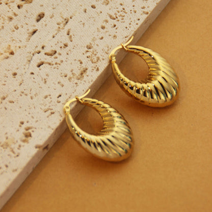 1 Pair Retro Simple Style C Shape U Shape Solid Color Plating Titanium Steel 18k Gold Plated Earrings