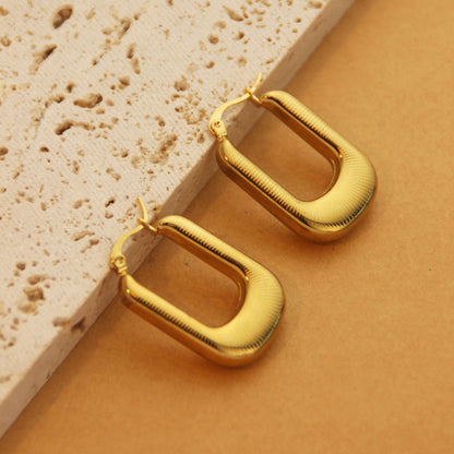 1 Pair Retro Simple Style C Shape U Shape Solid Color Plating Titanium Steel 18k Gold Plated Earrings