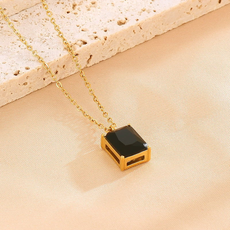 Luxurious Square Stainless Steel Inlay Zircon 18k Gold Plated Pendant Necklace