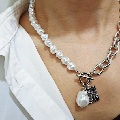 Lady Pearl Alloy Wholesale Pendant Necklace