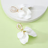 1 Pair Elegant Romantic Sweet Petal Spray Paint Painted Inlay Zinc Alloy Acrylic Dangling Earrings