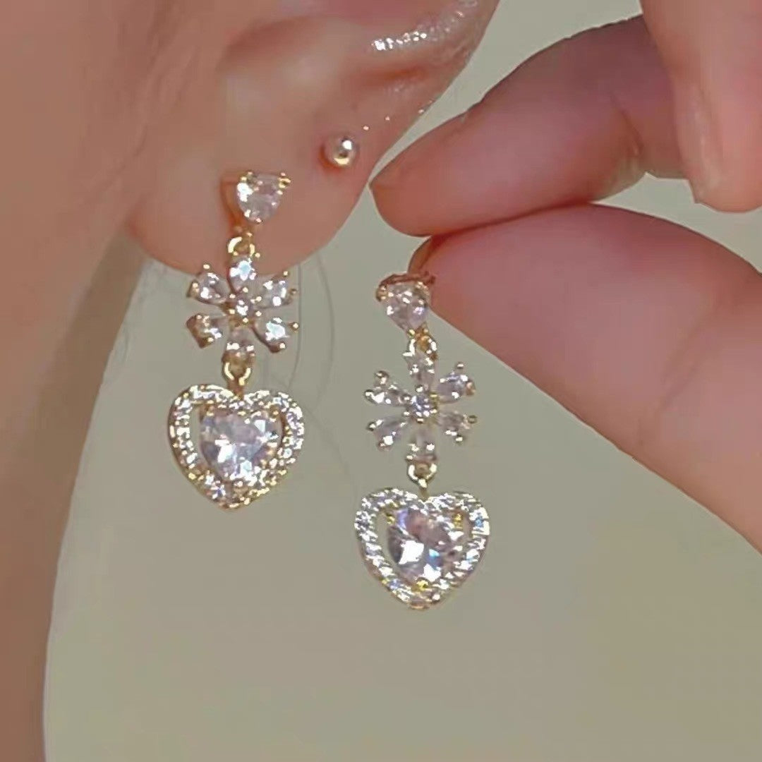 1 Pair Simple Style Heart Shape Inlay Alloy Zircon Drop Earrings Ear Studs