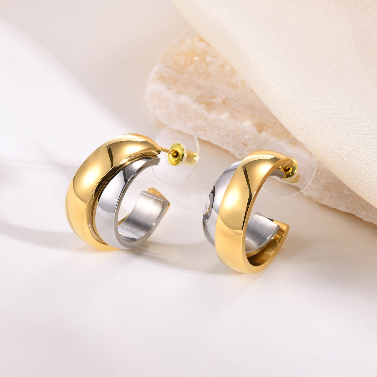 1 Pair Simple Style Color Block Titanium Steel Gold Plated Earrings