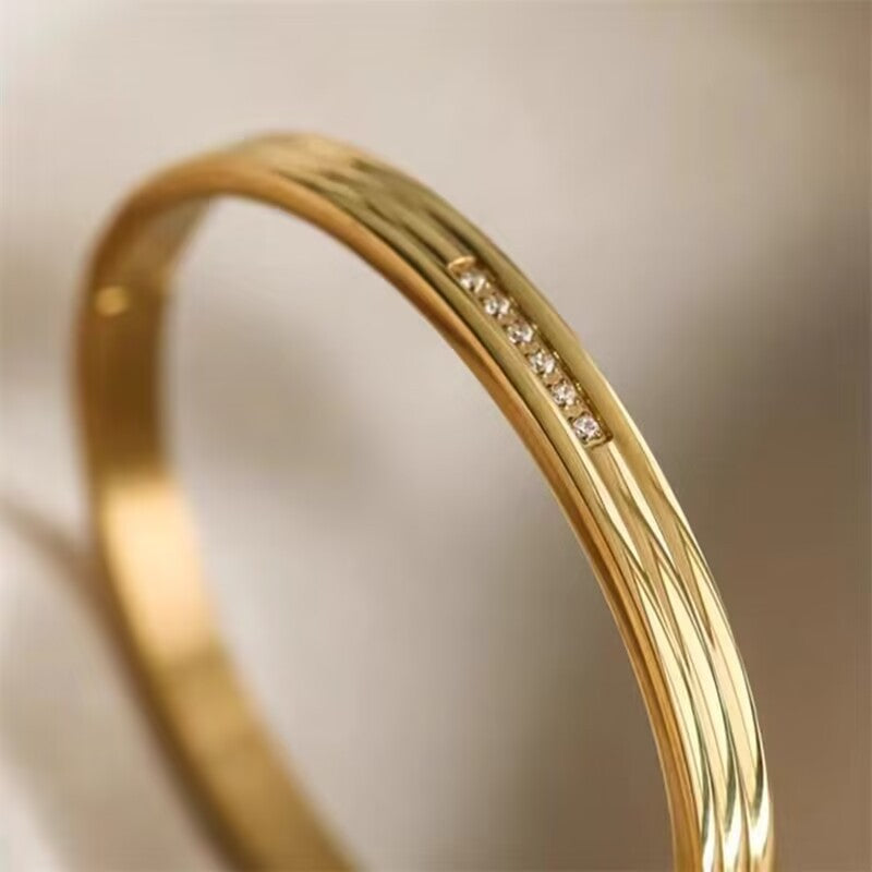 Casual Simple Style Round Square Stripe Stainless Steel Plating Inlay Zircon 18k Gold Plated Bangle