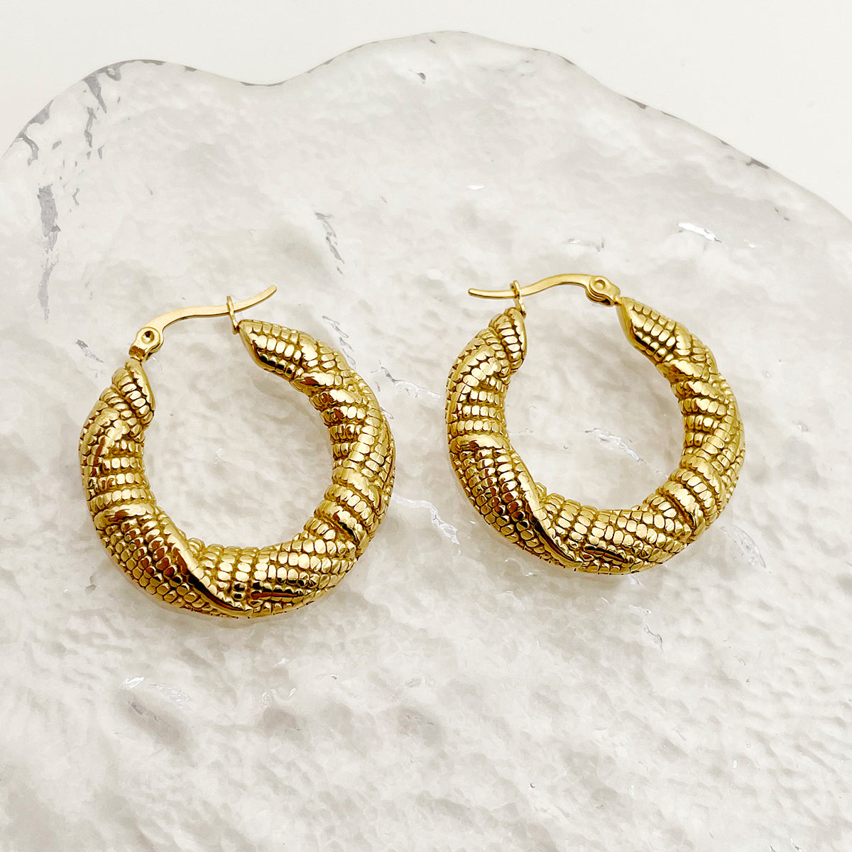 1 Pair Retro Roman Style Solid Color Plating Stainless Steel Gold Plated Hoop Earrings