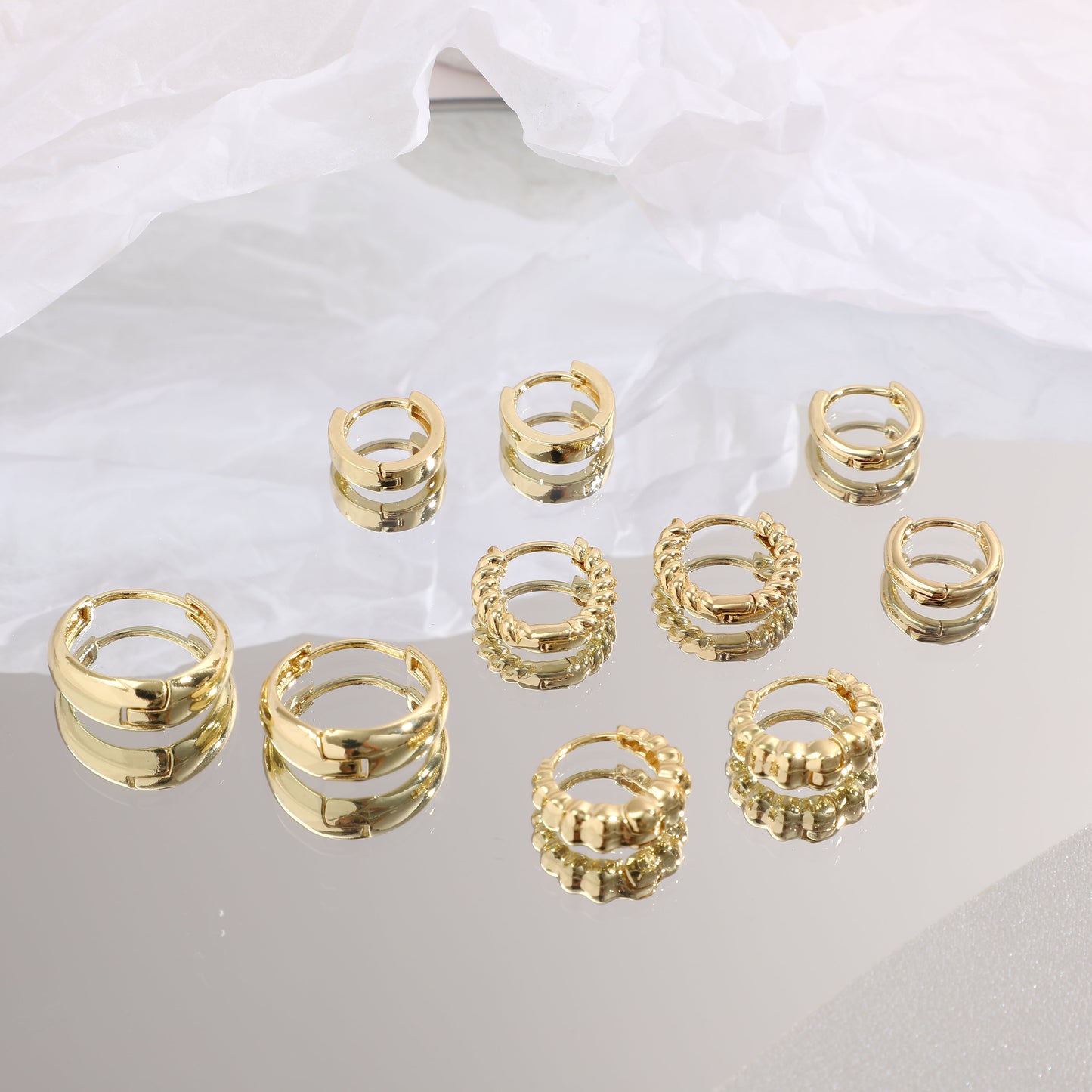 3 Pairs 5 Pairs Luxurious Simple Style Classic Style Round Water Droplets Twist Plating Alloy Gold Plated Silver Plated Hoop Earrings