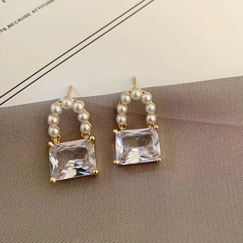 1 Pair Sweet Fruit Flower Plating Inlay Alloy Artificial Pearls Zircon Earrings