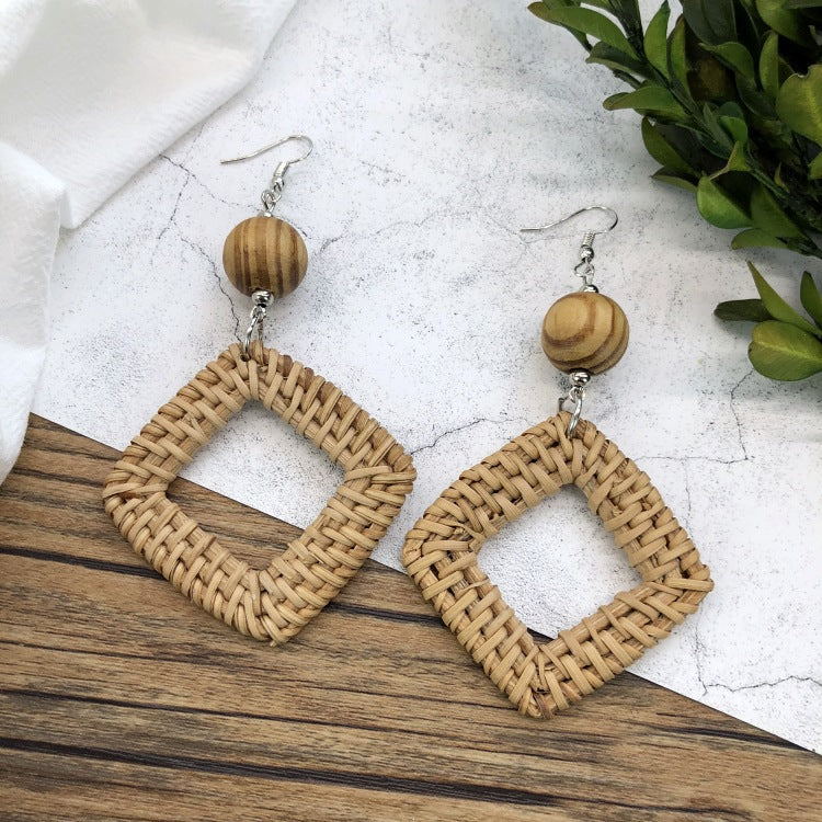 1 Pair Simple Style Geometric Mixed Materials Rattan Drop Earrings