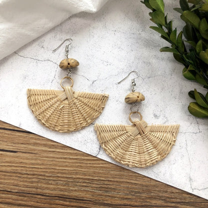 1 Pair Simple Style Geometric Mixed Materials Rattan Drop Earrings