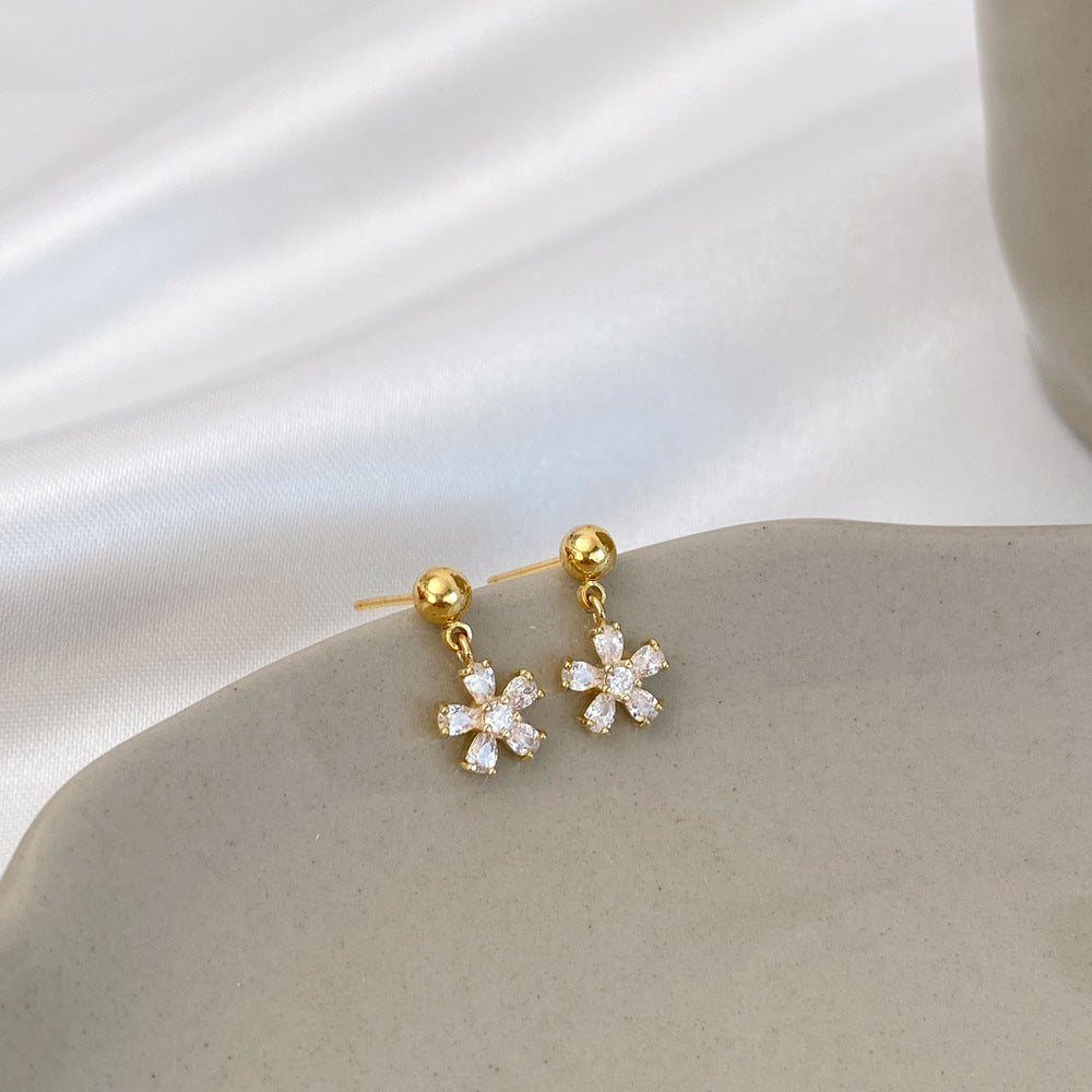 1 Pair Sweet Flower Plating Inlay Copper Zircon Gold Plated Drop Earrings