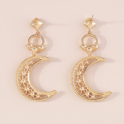 1 Pair Fairy Style Sweet Streetwear Moon Hollow Out Inlay Alloy Rhinestone Rhinestones Drop Earrings